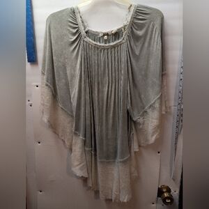 Gimmicks by BKE Tunic Boho Gray Small Lagenlook Poncho Top Cottagecore Oversized